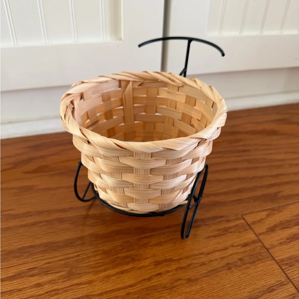 Brand new Tan Woven Basket Tricycle bicycle home decor decoration design craft